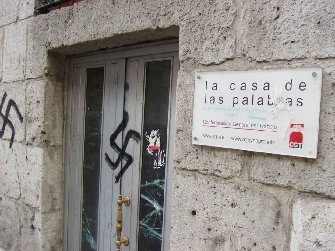 Atentado contra una sede de CGT en Valladolid.