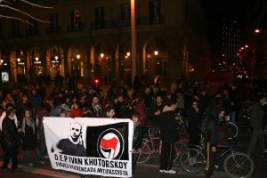 Gran participación en la mani antifascista de Zaragoza