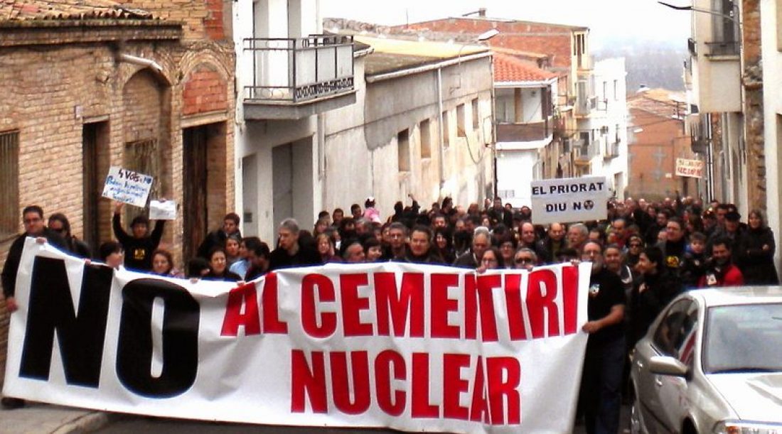 « Ascó, Cataluña dice que no ». Más de 2000 personas se manifiestan contra el cementerio nuclear