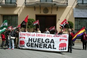 “Ocupa el ayuntamiento de Málaga”, acto dentro de la campaña de CGT, un verano rojinegro en Málaga, contra los atropellos del gobierno