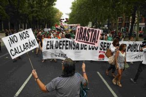 Crónica y fotos de la manifestación de Enseñanza y Transportes en Madrid