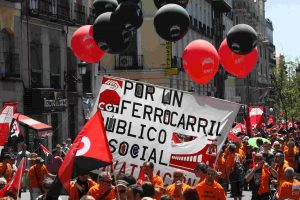Masiva manifestación en Madrid. Los ferroviarios exigen al gobierno que nuestro ferrocarril siga siendo público y social