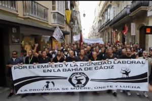 Más de 5.000 personas se manifiestan en Cádiz por el empleo y la dignidad laboral en la Bahía