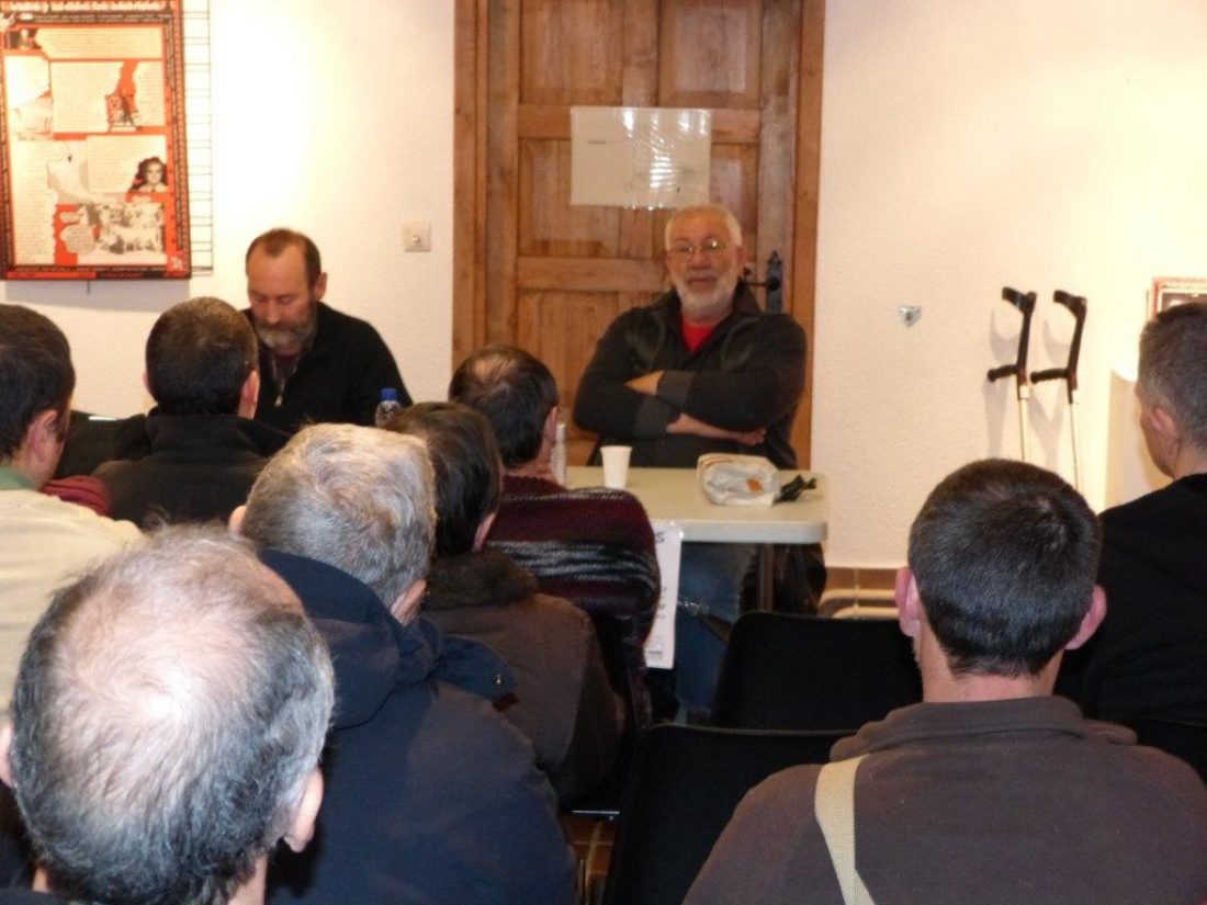 Charla-debate con Cecilio Gordillo, miembro de la asociación para la recuperación de la memoria histórica de Andalucía, en las jornadas libertarias de Errenteria.