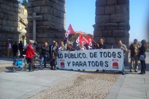 Concentración en Segovia contra la destrucción de lo Público