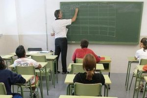 El sindicato CGT manifiesta su preocupación por un inicio de curso lastrado por la cadena de recortes que sufre la Educación Pública Andaluza en los últimos años