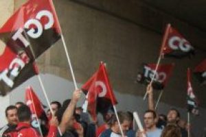 CGT denuncia que 21 trabajadores serán juzgados el próximo 22 de mayo, por ejercer el derecho a la huelga en el año 2007, tras la querella de la Compañía Valenciana de Aluminio Baux