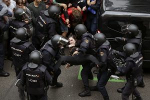 El Estado actúa en Catalunya como una Dictadura