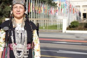 Contra la expulsión de Flor Calfunao Paillalef, embajadora de la Nación Mapuche ante la Comisión de Derechos Humanos de la ONU