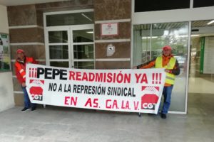 Huelga indefinida en el aparcamiento del Hospital de Puerto Real por el despido de un trabajador tras reclamar la mejora de las condiciones laborales