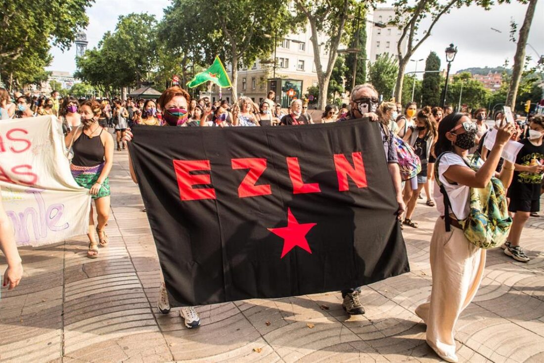 Pasaportes y libertad de movimiento para la compañía aerotransportada «La Extemporánea» del EZLN, el CNI y el FPDTA-MPT