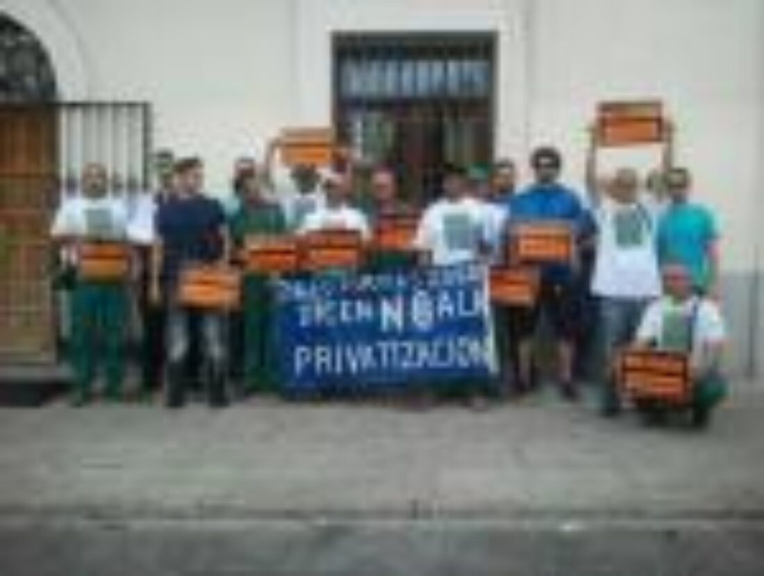 25-S concentración en apoyo a compañeros sancionados en el Ayuntamiento de Villaviciosa de Odón