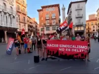 “Somos más de seis”: CGT muestra su solidaridad con las compañeras encausadas de ‘La Suiza’.